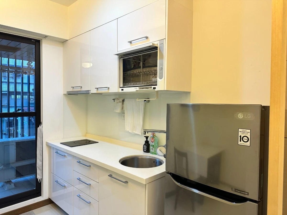 Taipei apartment rental-refrigerator and kitchen view